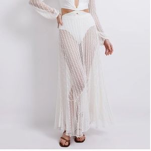 PatBO Lace Beach Skirt- White- M